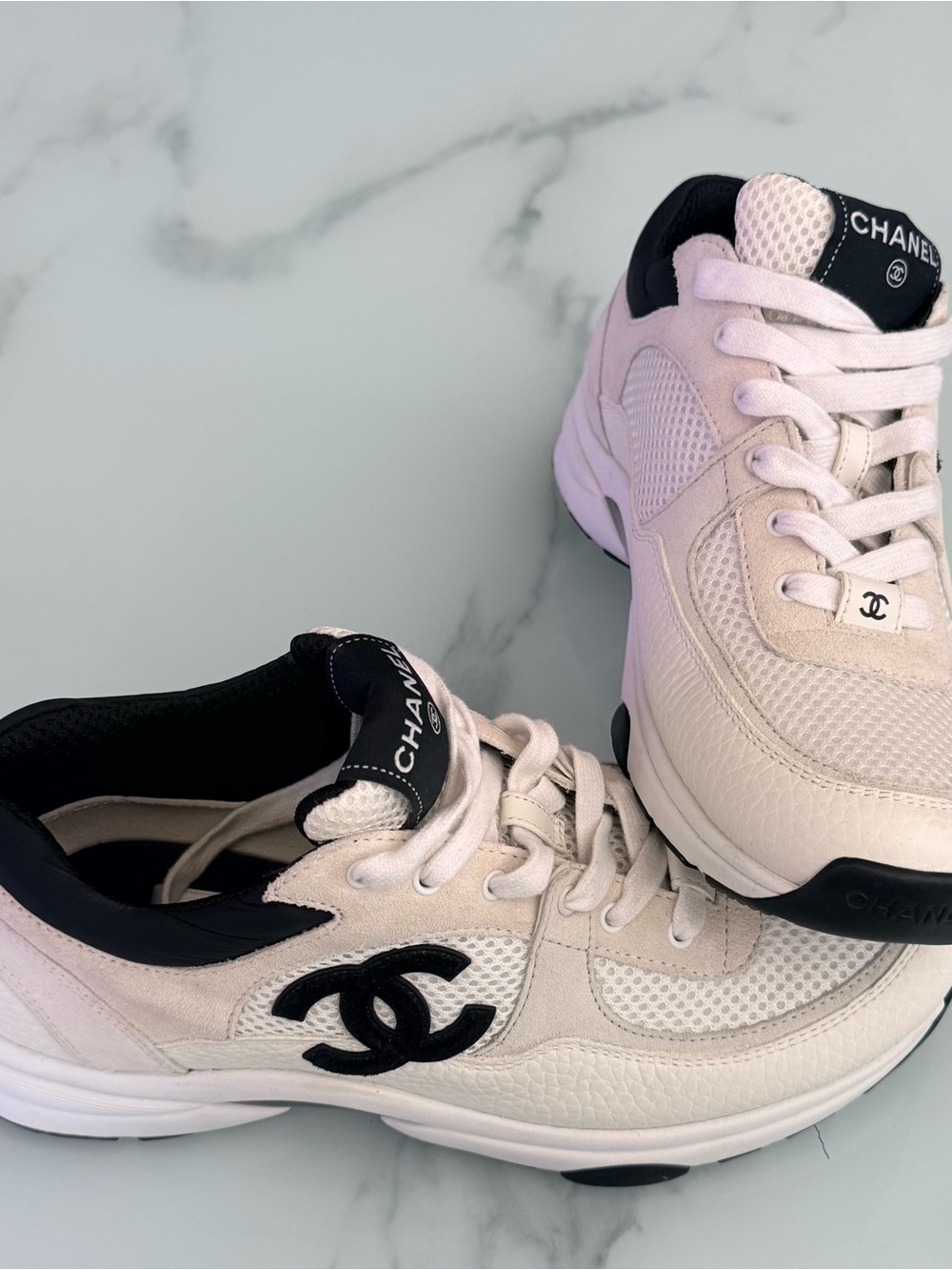 CHANEL White and Black CC Logo Sneakers - Picture 7 of 11